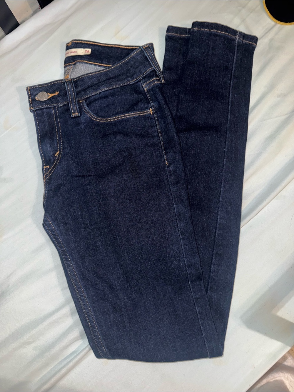 Levi’s Dark Indigo mid-Rise Skinny Jeans - Women Sz 26